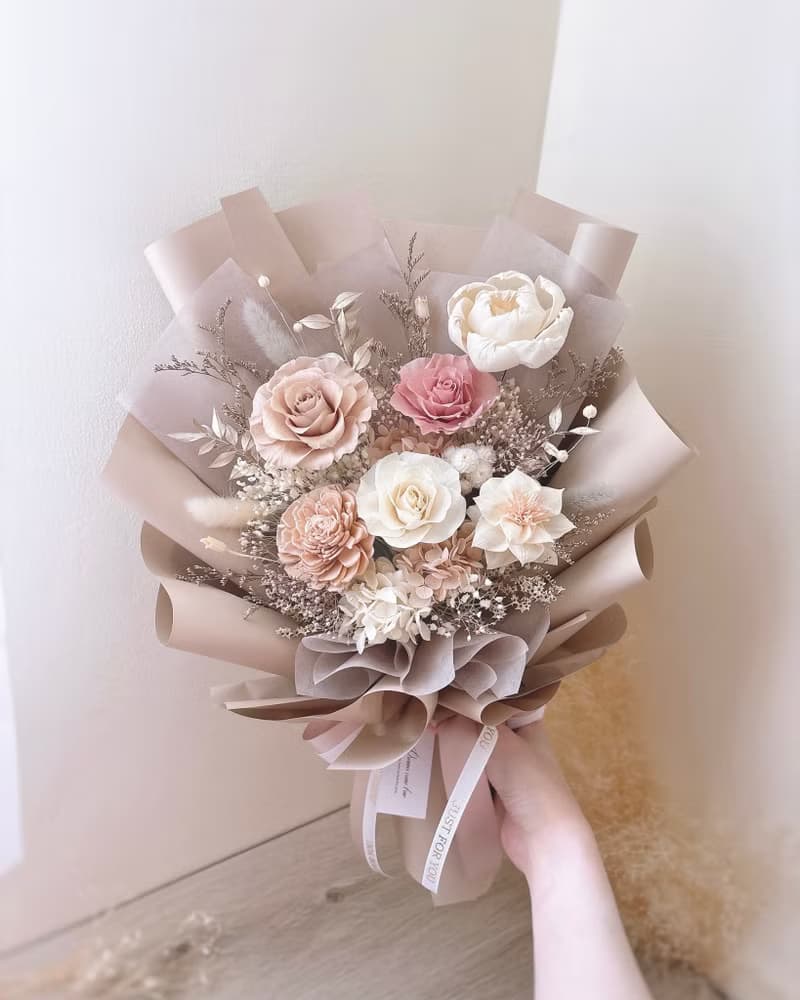 永生玫瑰花束-暖霧奶杏l 奶杏色永生玫瑰 奶茶色花束 情人節花束