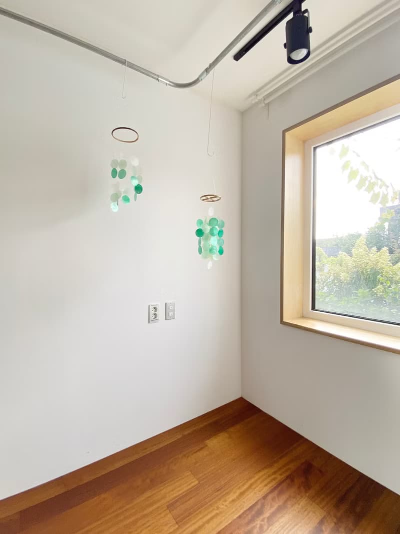 PRE-MADE | Danish Mansion_Green Circle |Capiz Shell Wind Chime Mobile | #0-334