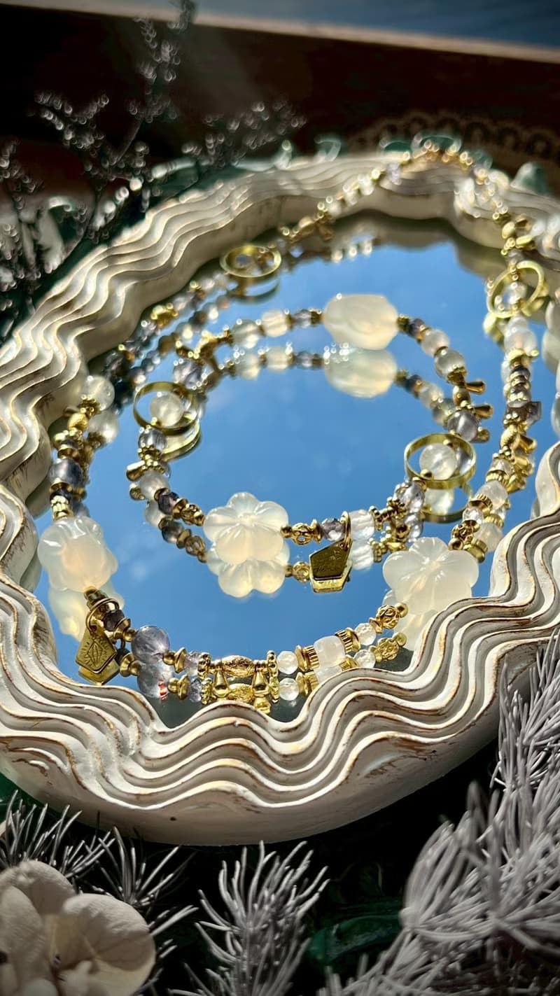 - 花好月圓 -天然水晶手鏈/黃銅手鍊