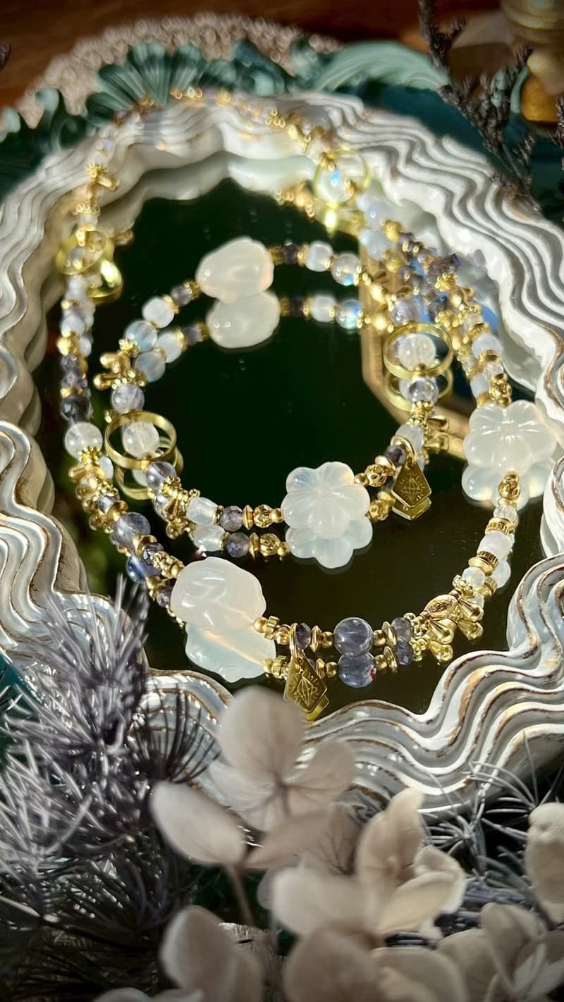 - 花好月圓 -天然水晶手鏈/黃銅手鍊