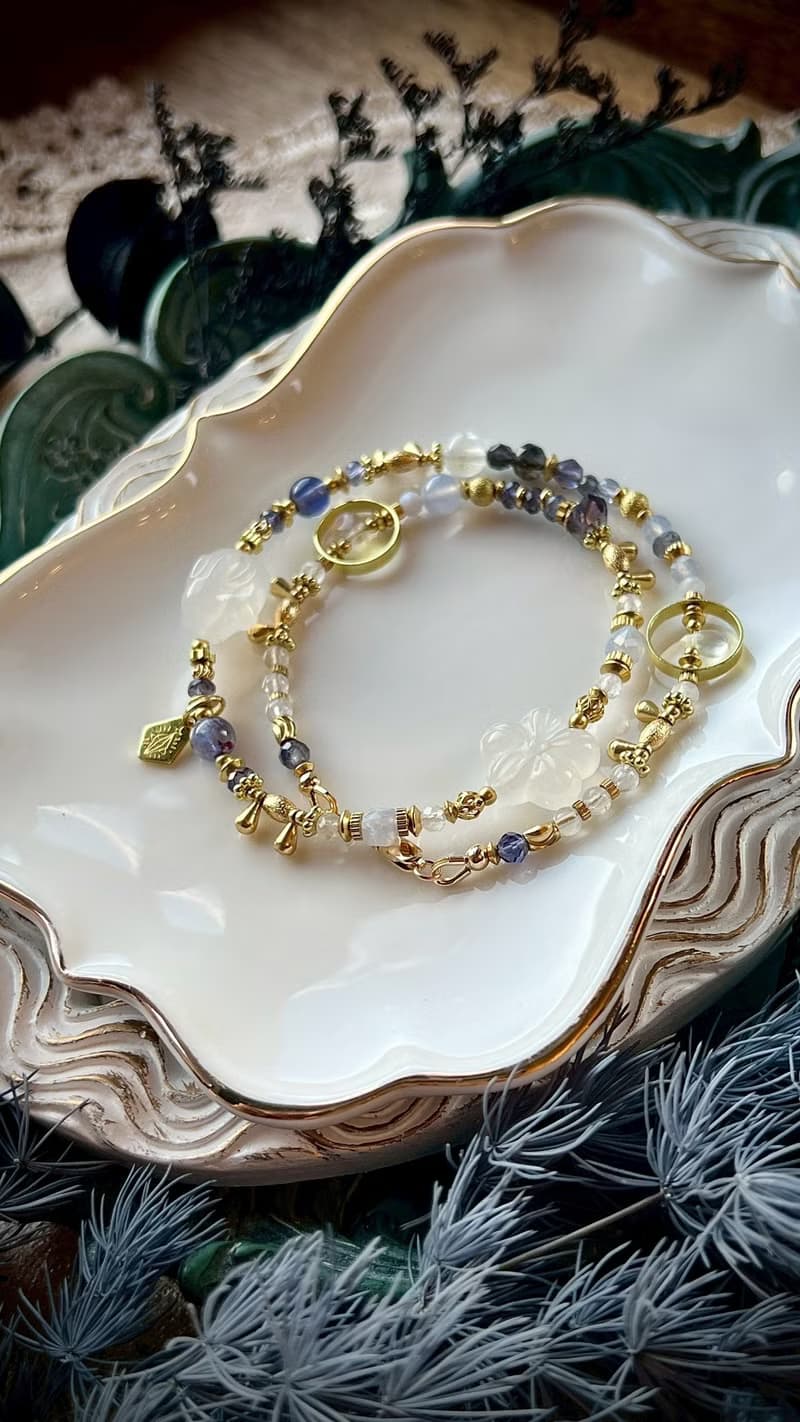 - 花好月圓 -天然水晶手鏈/黃銅手鍊