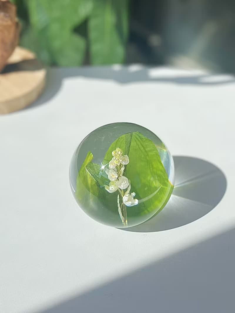 幸福歸來-鈴蘭樹脂球/植物水晶球/植物標本禮物
