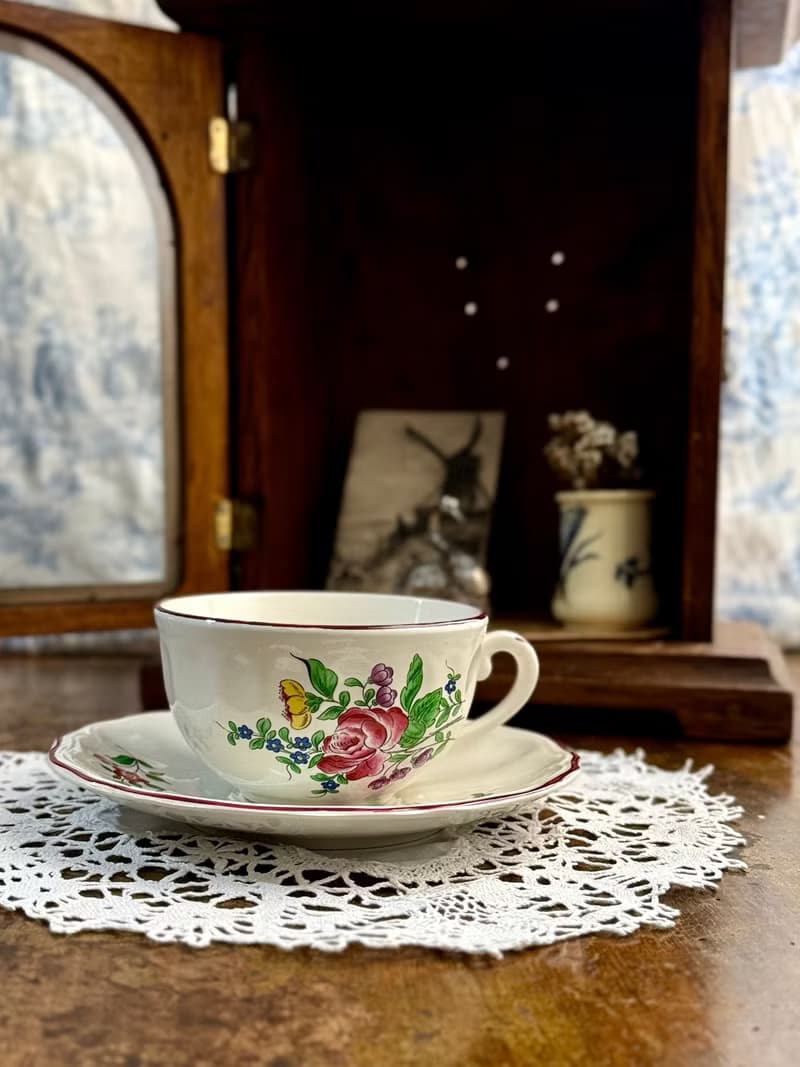 50273-法國19世紀末K & G Luneville 鄉村風格巧克力杯300ml