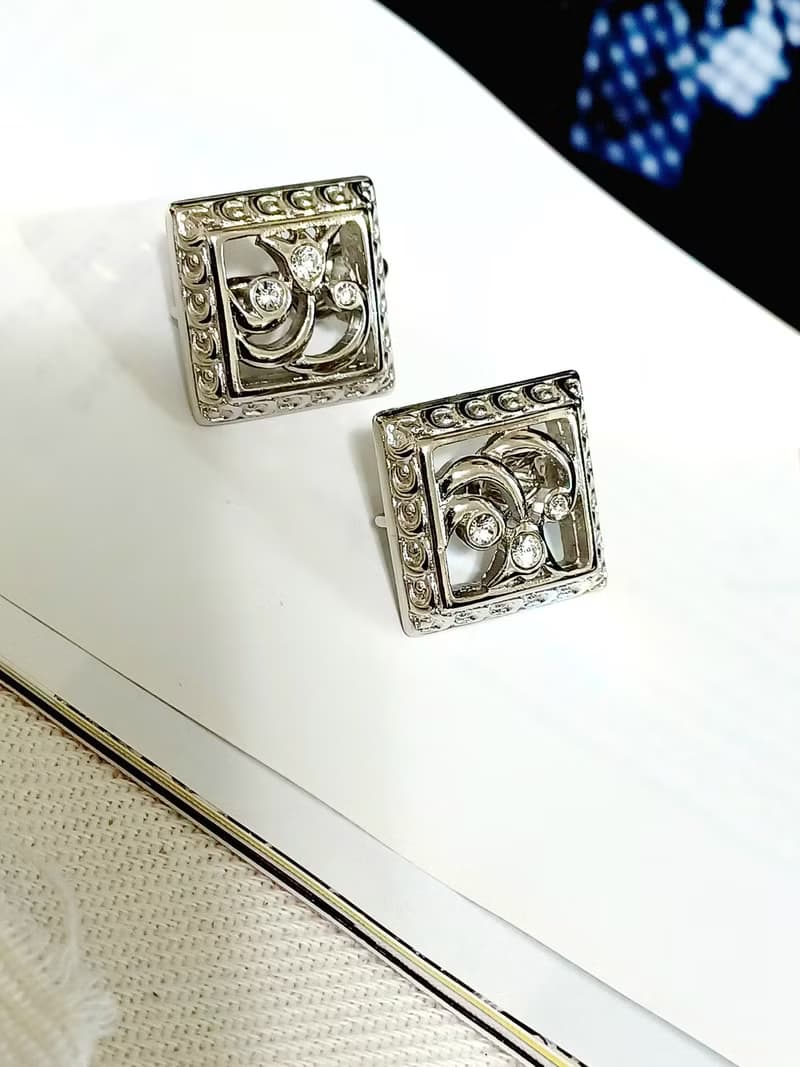 vintage jewelry  金屬方形簍空花卉夾式耳環