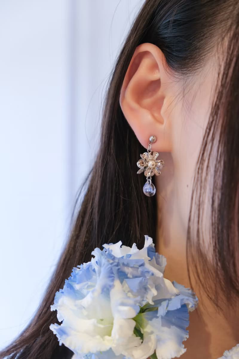 Nina | 繡球花 不對稱 | 美國製琉璃淚珠 Swarovski 珍珠耳環