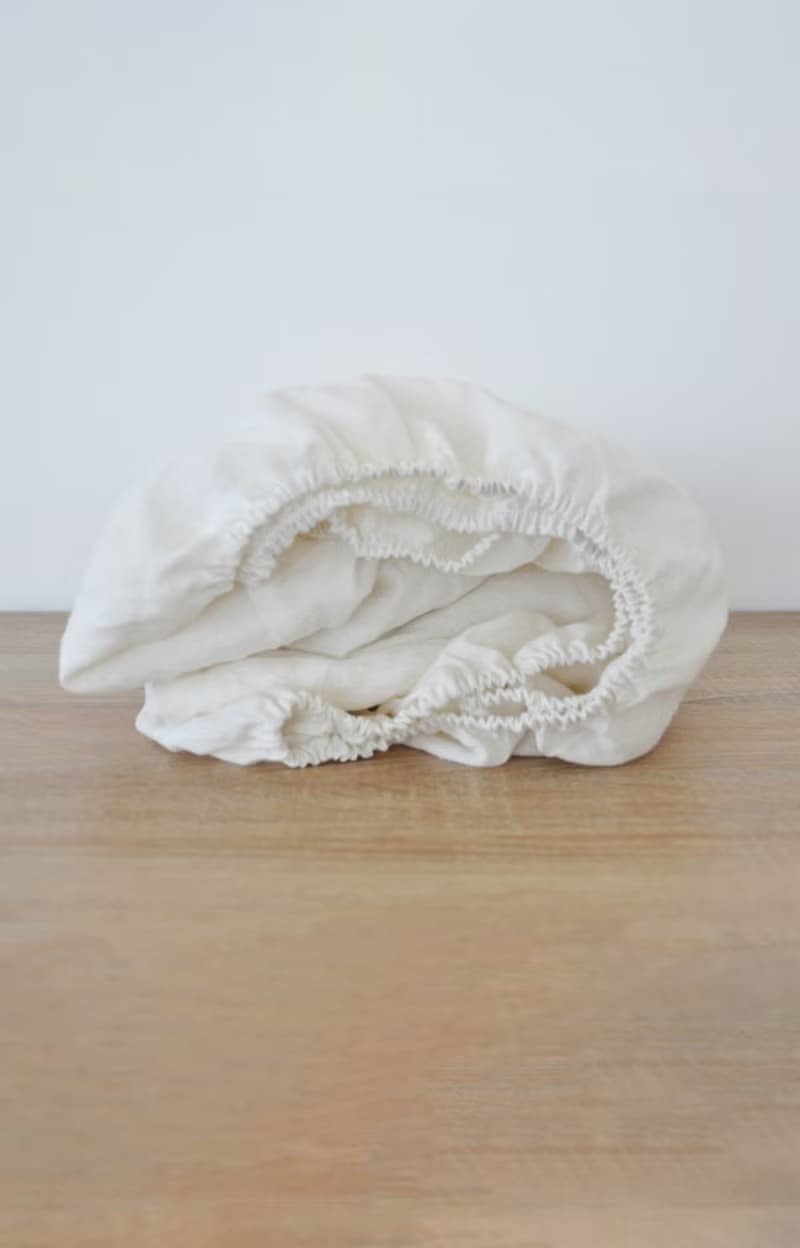 White linen fitted sheet / Softened linen bed sheet / Deep pocket
