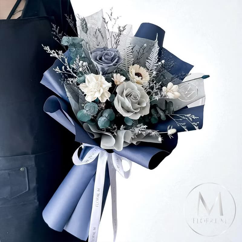 布里奇頓永生花束(贈送5ml香氛油)