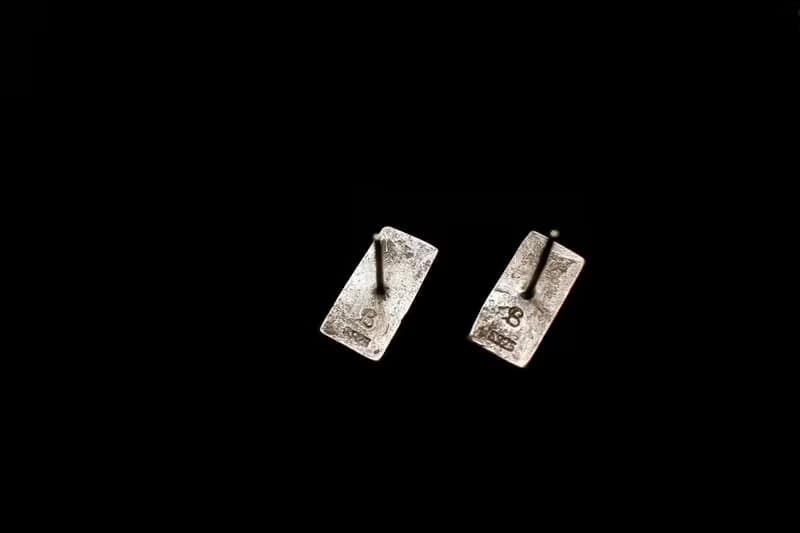 【古幣系列】２方圓耳釘 _ 手打形 體厚實 古董紋 熱貼多層純金箔