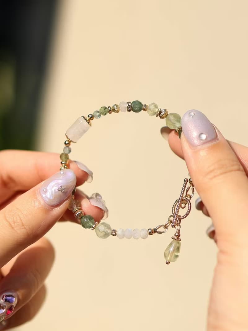 墨綠之森。葡萄石水滴 月光石 磷灰石 14K包金 水晶礦石手鍊