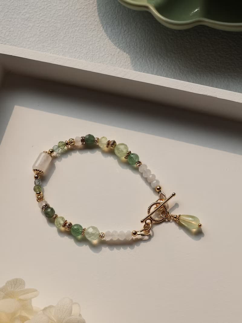 墨綠之森。葡萄石水滴 月光石 磷灰石 14K包金 水晶礦石手鍊