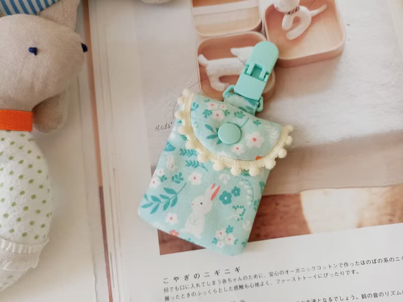 【11/14後出貨】薄荷小兔 小棉球 平安符袋 彌月禮物 香火袋 平