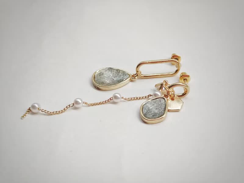 精靈之淚 耳環 耳飾 飾品 銀 S925 金 日系 氣質 水滴 銀絲 水晶