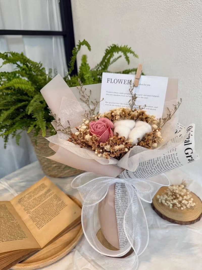 中型花束 香皂花束 乾燥花束 畢業花束 母親節 康乃馨 乾燥花