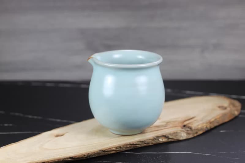 【送禮好物】360~400ml 汝窯無把 手拉坯 咖啡下壺 茶海 公道杯