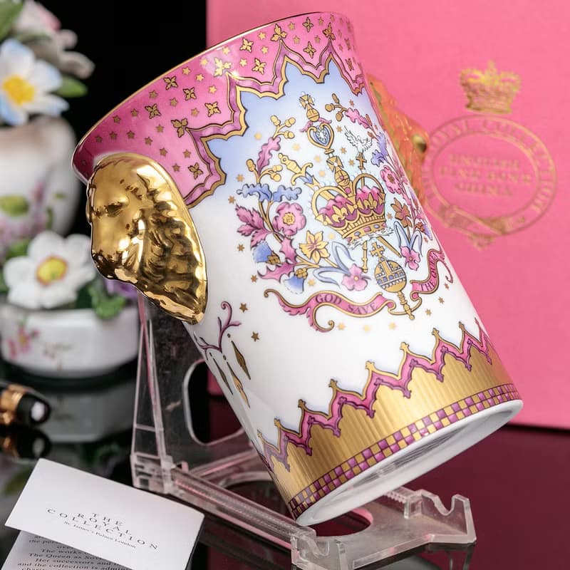 限量英國製Royal Collection女王加冕50週年奢華紀念骨瓷杯 筆筒