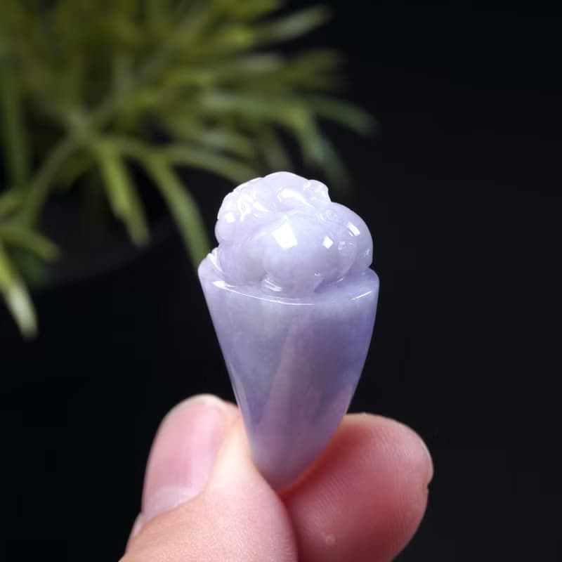 【招財神獸】紫羅蘭翡翠巧雕貔貅龍牙項鍊 | 天然緬甸玉翡翠A貨