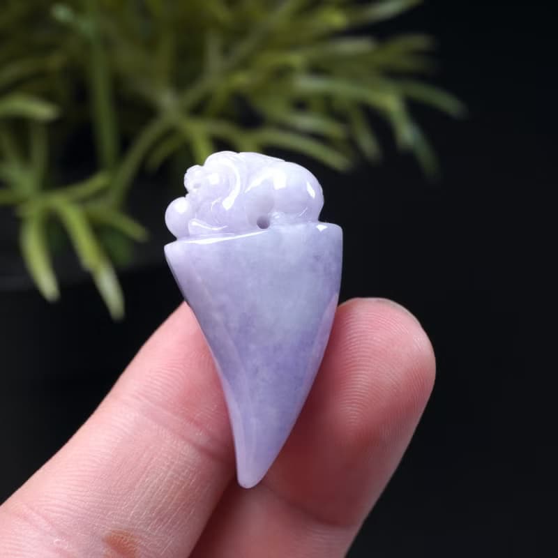 【招財神獸】紫羅蘭翡翠巧雕貔貅龍牙項鍊 | 天然緬甸玉翡翠A貨