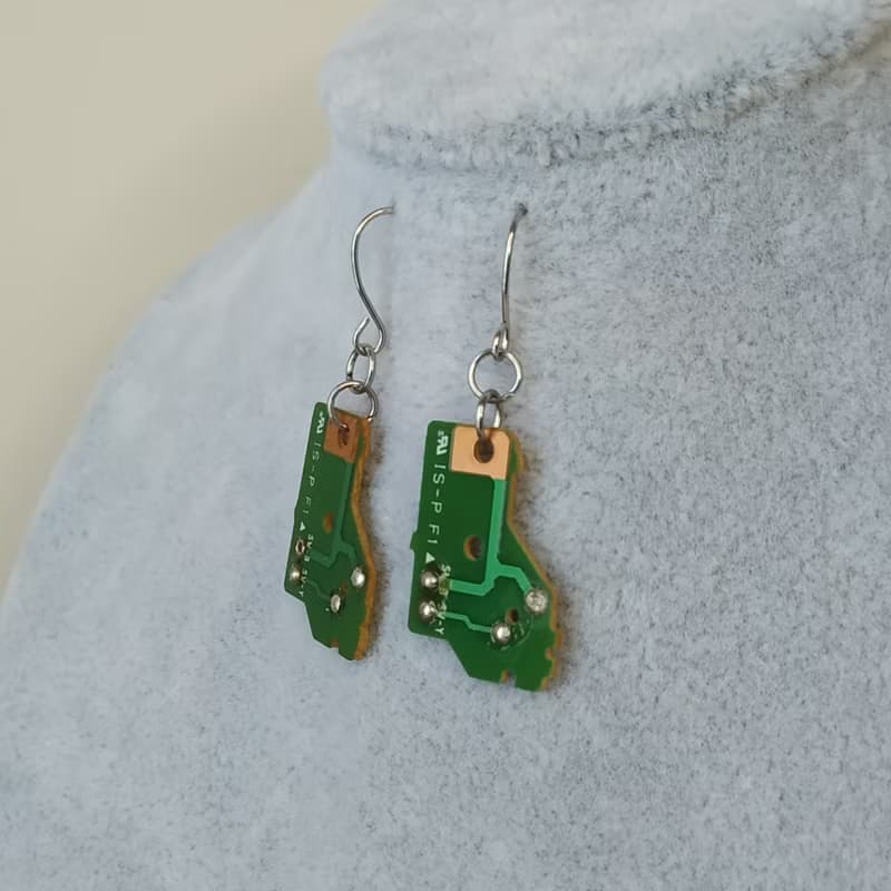 綠色電路板耳環。 男士或女士賽博朋克耳環