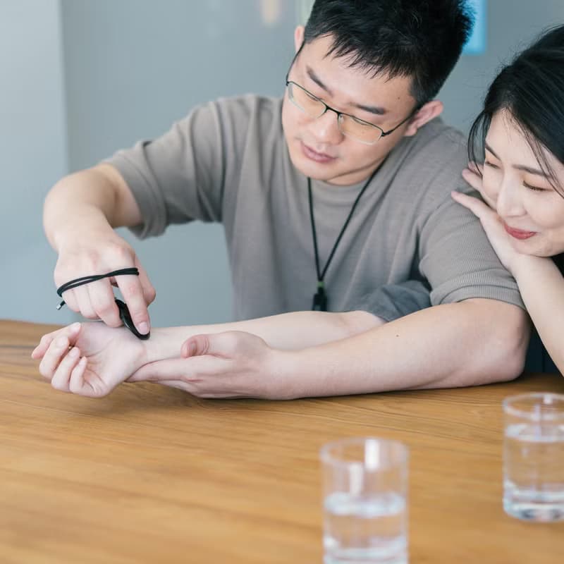 【墨玉】五行墨玉珮 (土) 刮痧按摩 /玉項鍊 /生日禮物 (附提袋)