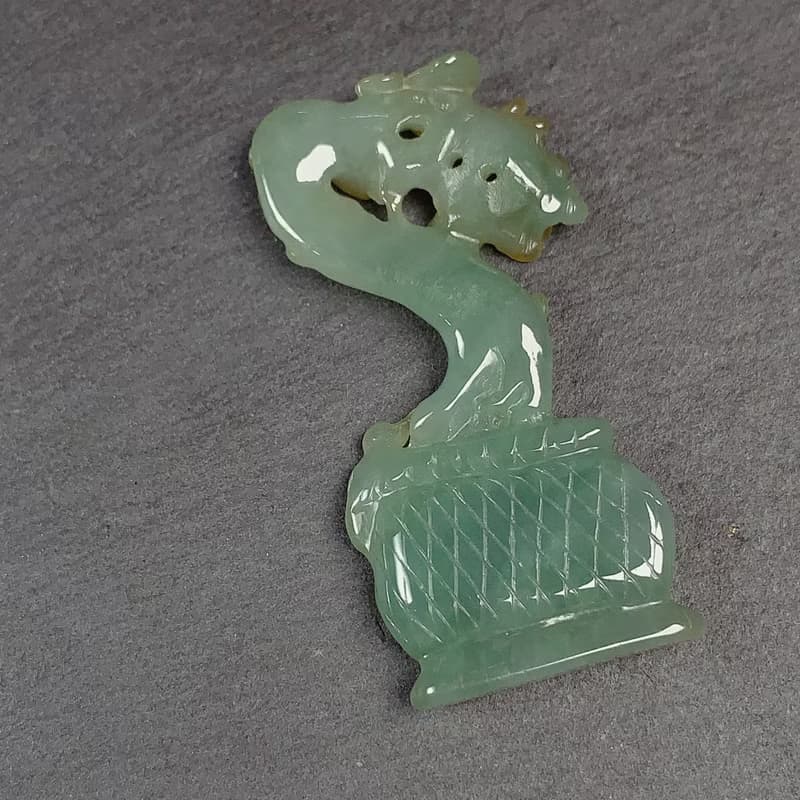 雙彩翡翠巧雕悟道 | 天然A貨翡翠 | 送禮