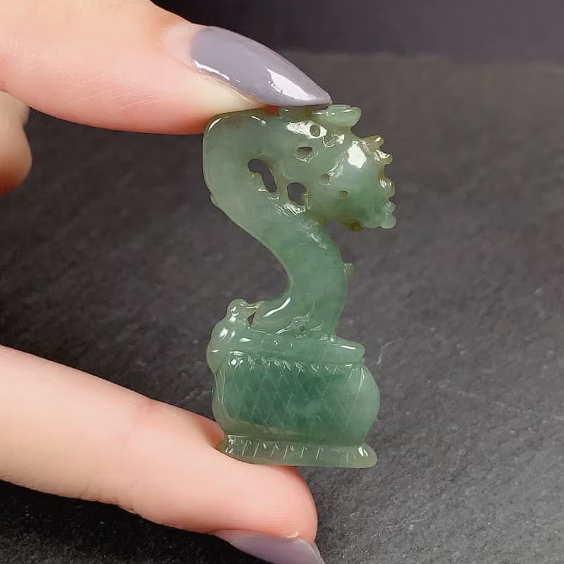 雙彩翡翠巧雕悟道 | 天然A貨翡翠 | 送禮