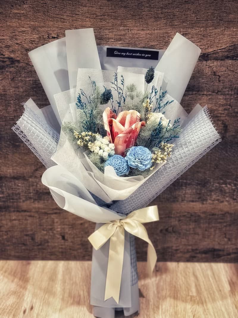有錢花花束 畢業花束/生日禮物/求婚花束/母親節/情人節