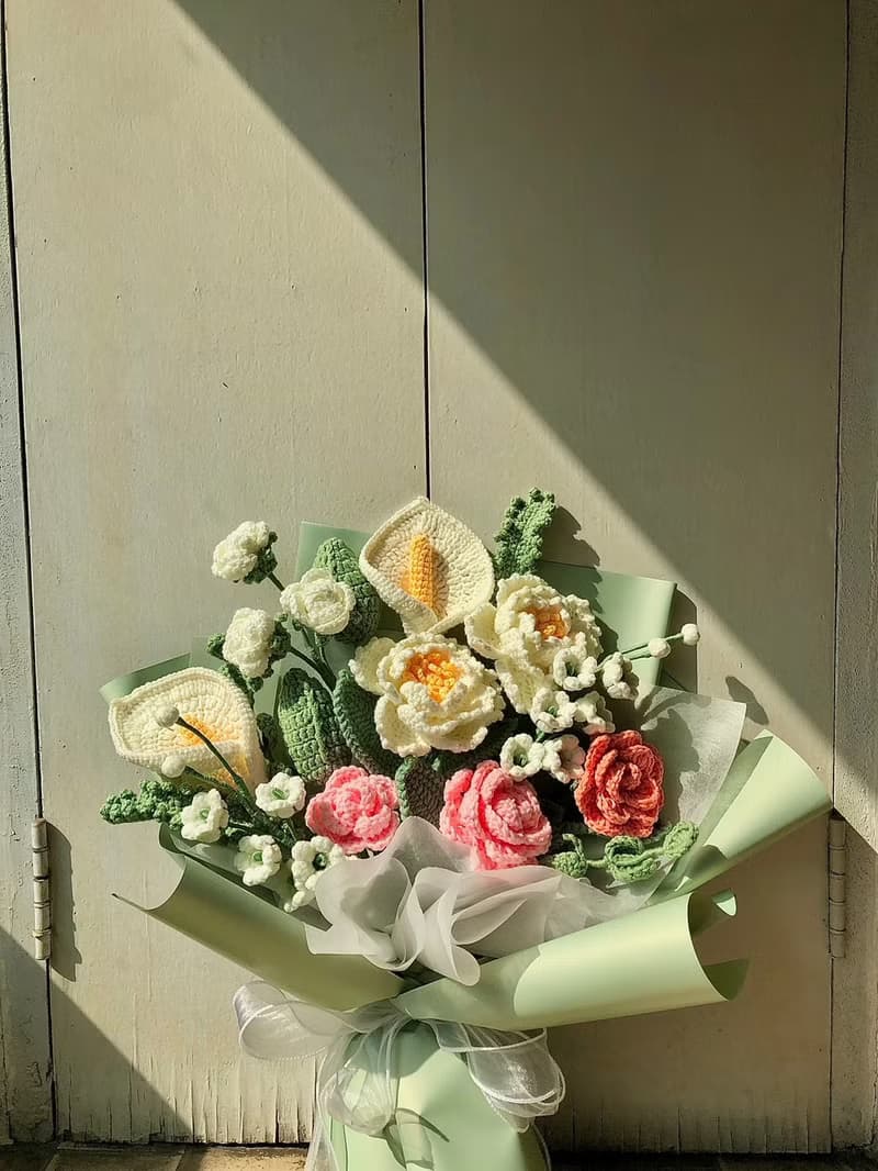 Bouquet of peony roses