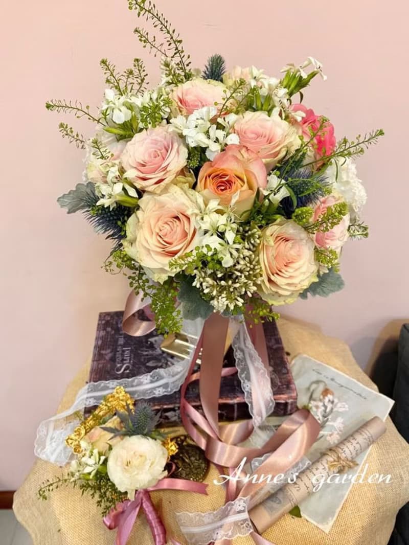 婚禮手捧花束