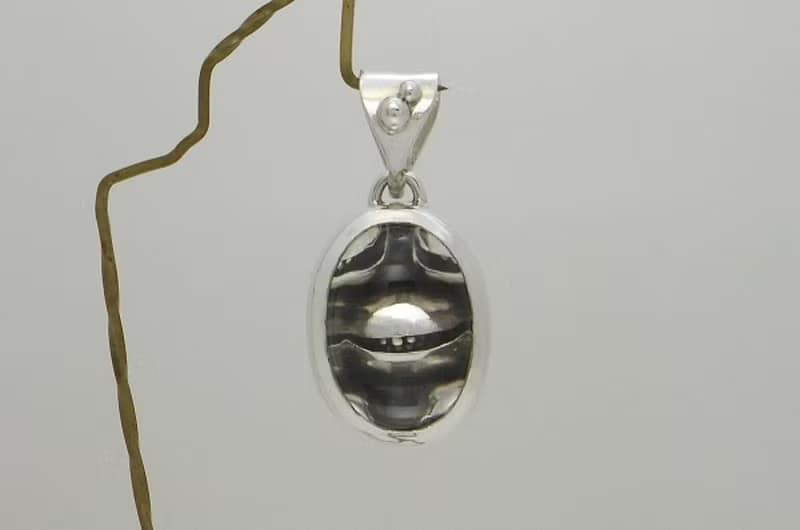 smile in the stone_P1【チェーン別販売】