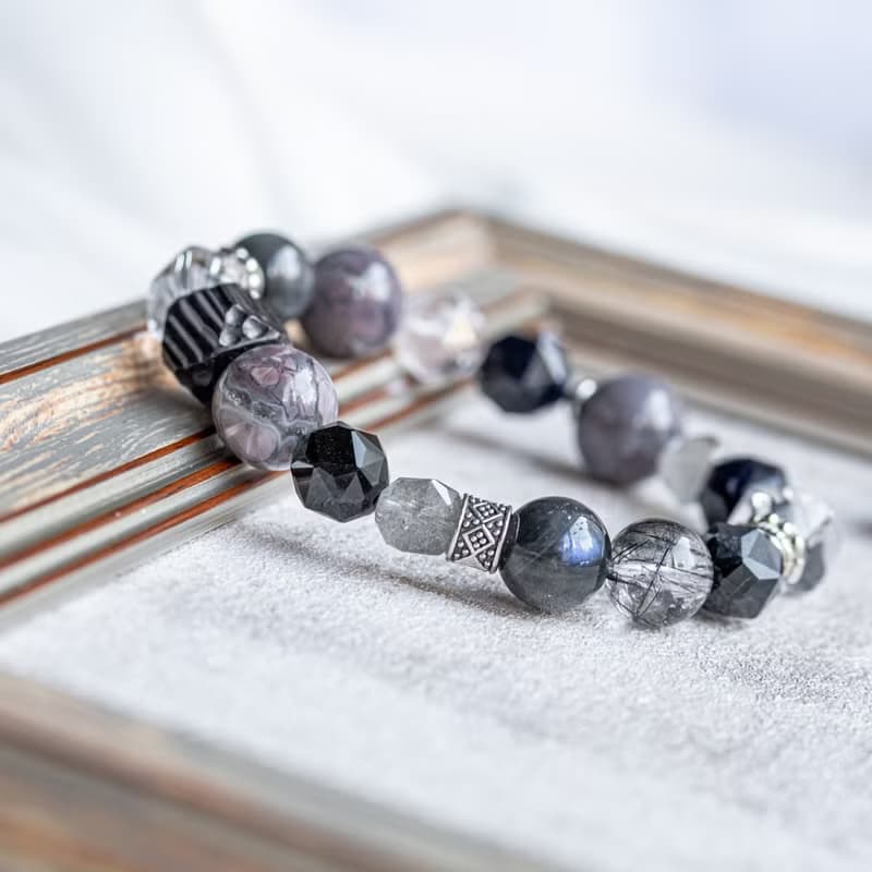 恬靜安謐 Silence 藍光拉長石、阿拉善、極光23 天然水晶手鍊