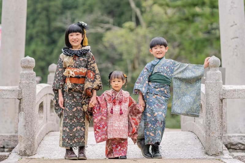 ウィリアムモリス　キッズ浴衣　William Morris kids YUKATA KIMONO