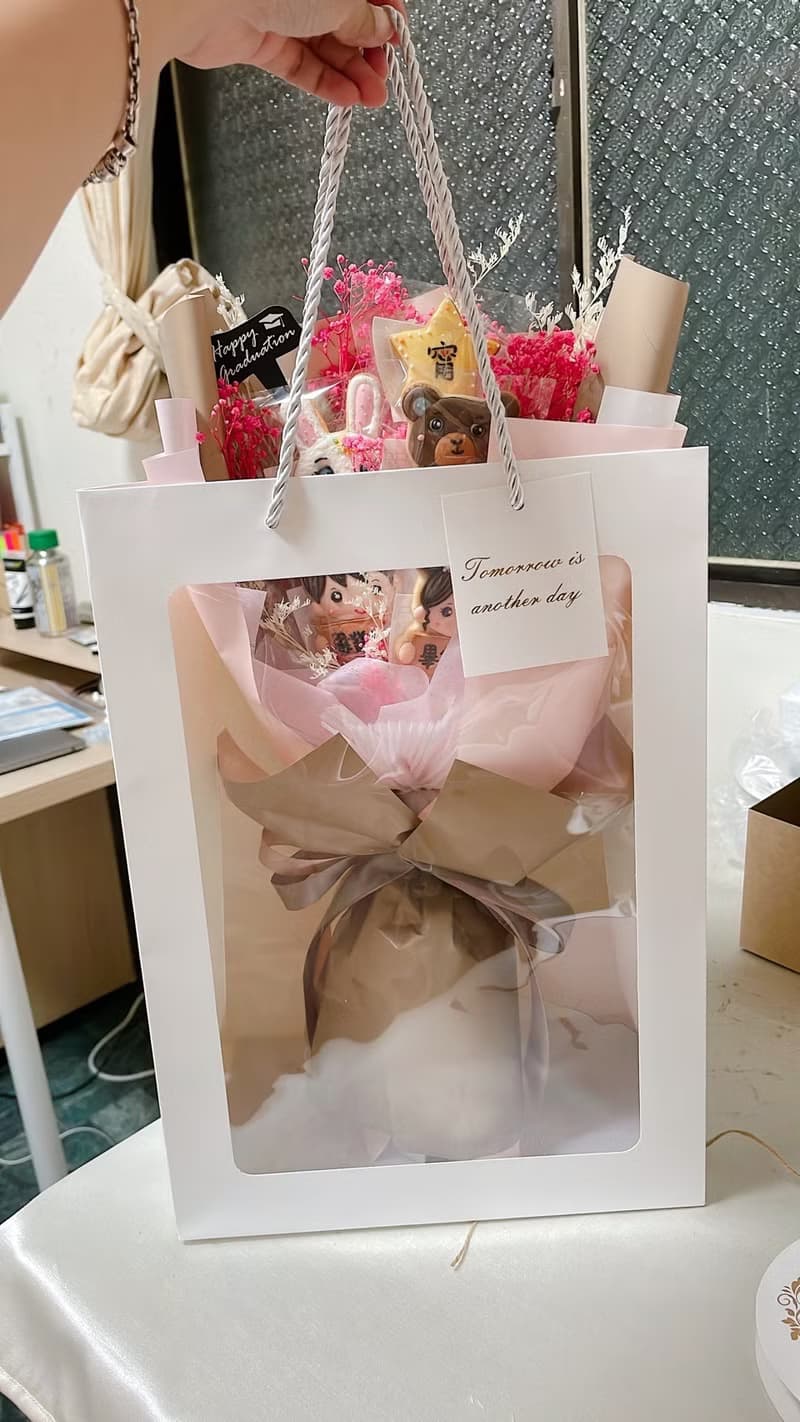 畢業糖霜餅乾花束—畢業男孩女孩熊+星星5片糖霜餅乾 低糖無香精