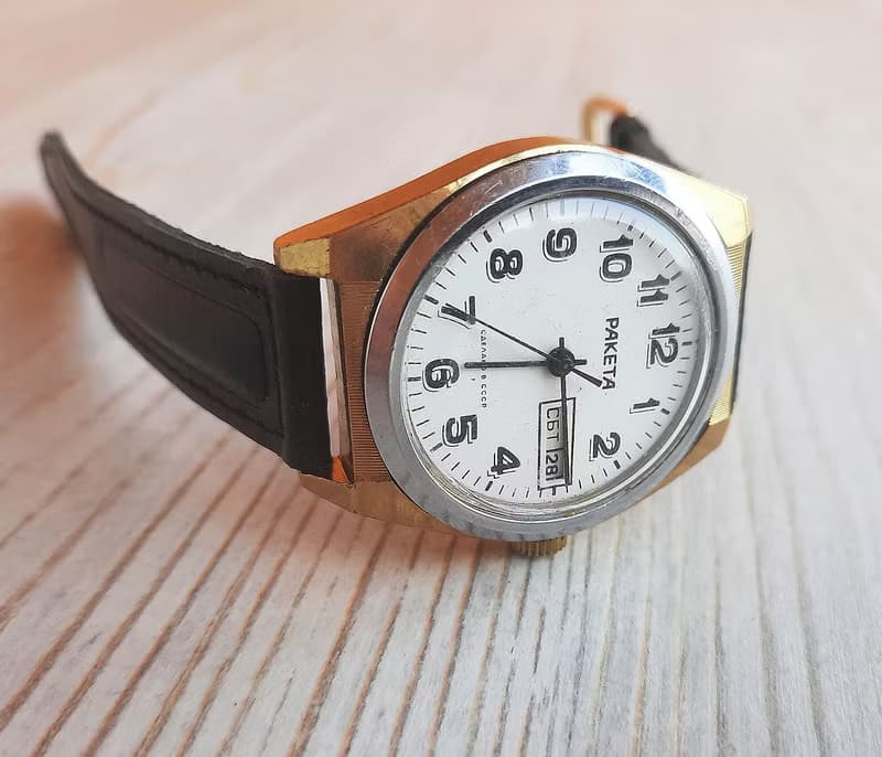 Raketa 2628.H Soviet mens watch wind up – gold plated case watch made in USSR