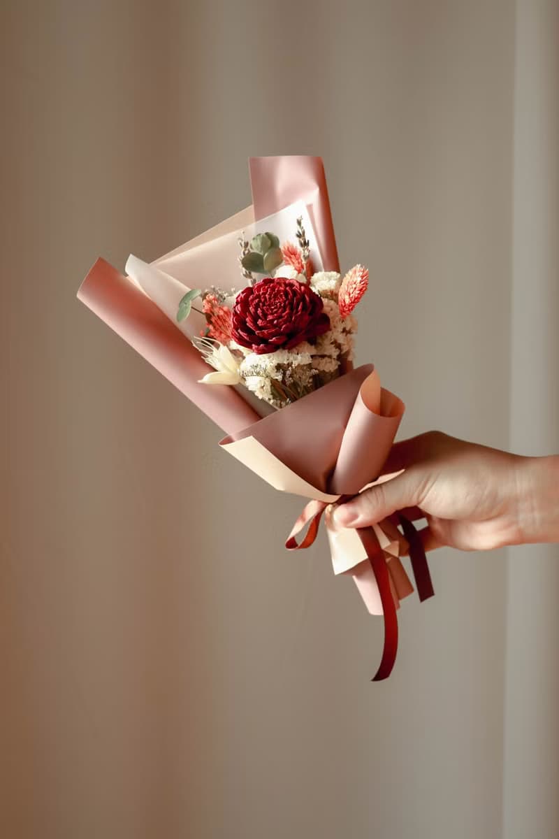 - 奶香氣息 - 精油擴香 小花束 索拉花 不雕花 乾燥花 畢業花束