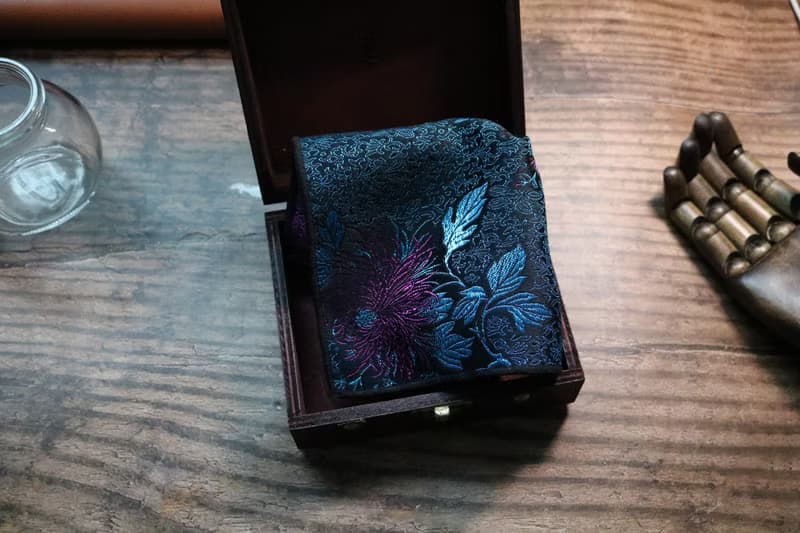 绿色花卉口袋巾真丝绅士风手帕丝巾