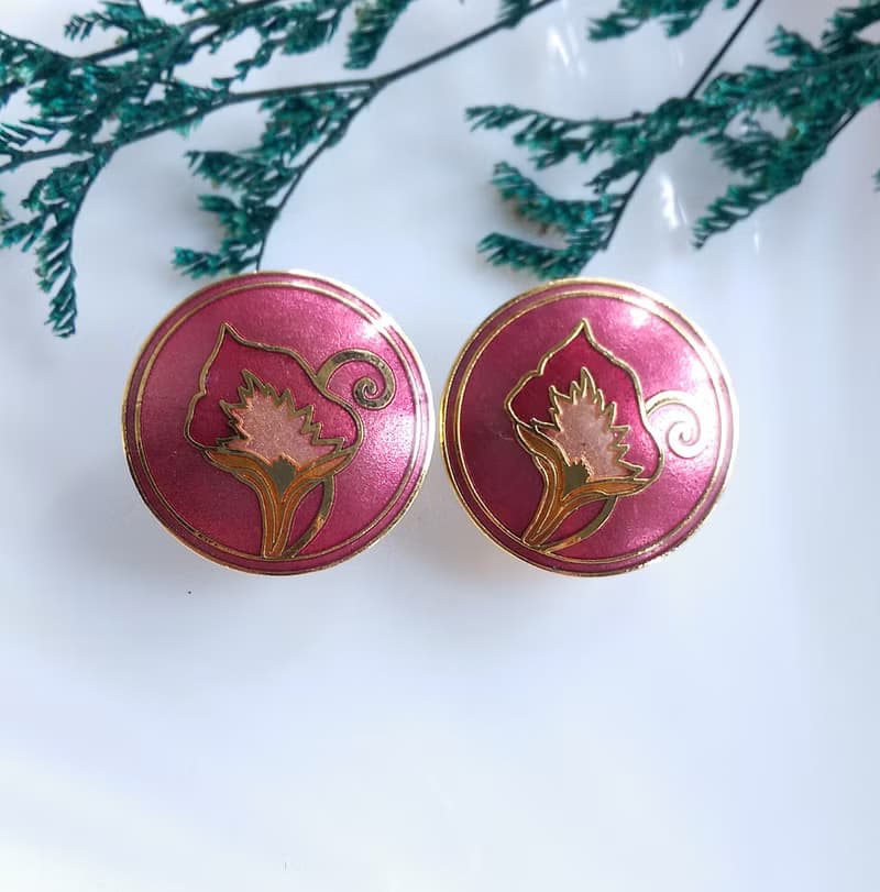 【西洋古董飾品 】景泰藍 紅底 簡約風格 花卉 夾式耳環