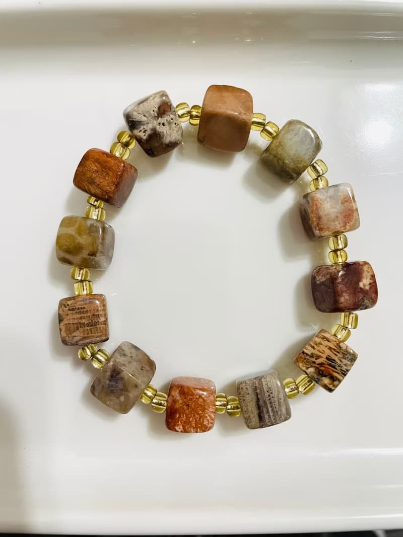 水晶方糖設計款手鍊【 珊瑚玉方糖設計款手鍊】精品美物/一物一拍