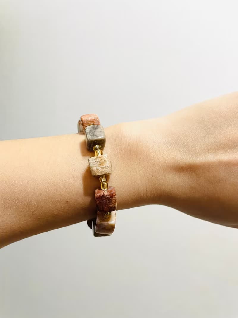 水晶方糖設計款手鍊【 珊瑚玉方糖設計款手鍊】精品美物/一物一拍