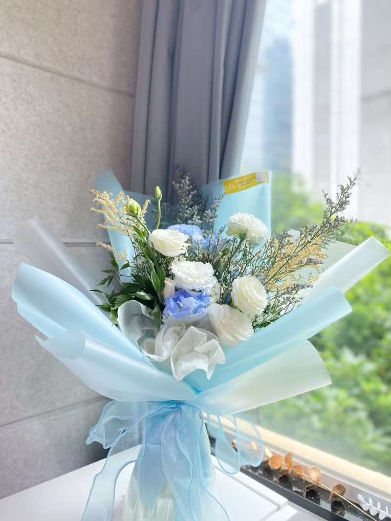 清藍鮮花束