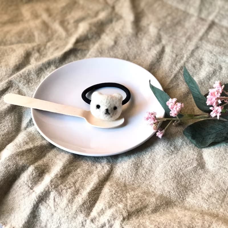 雪球巧克力_羊毛氈香草白熊 髮圈