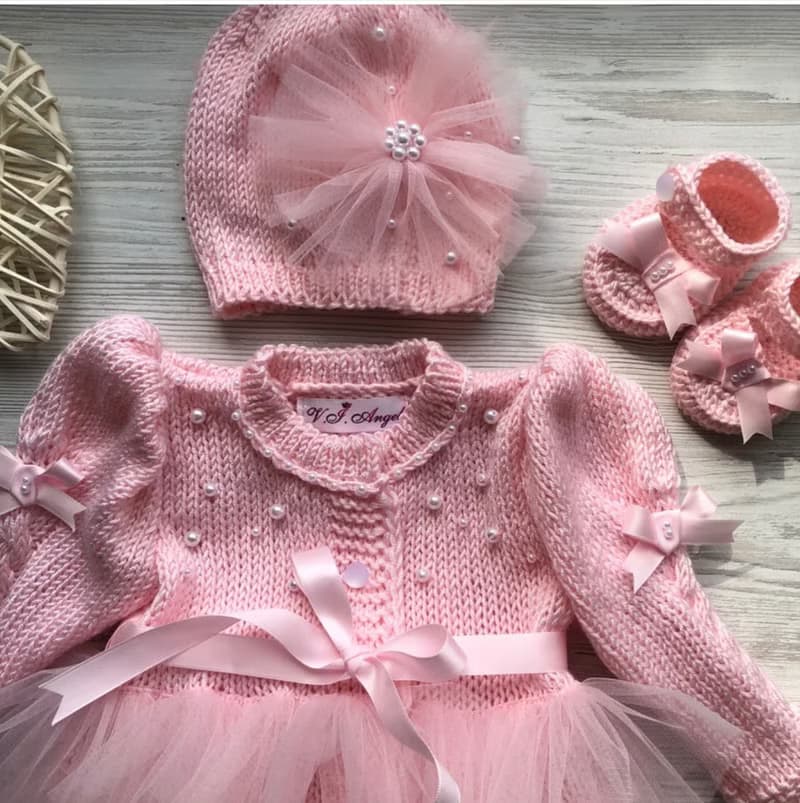 Pink clothing set for baby girl. Hand knit dress, hat, booties for baby.