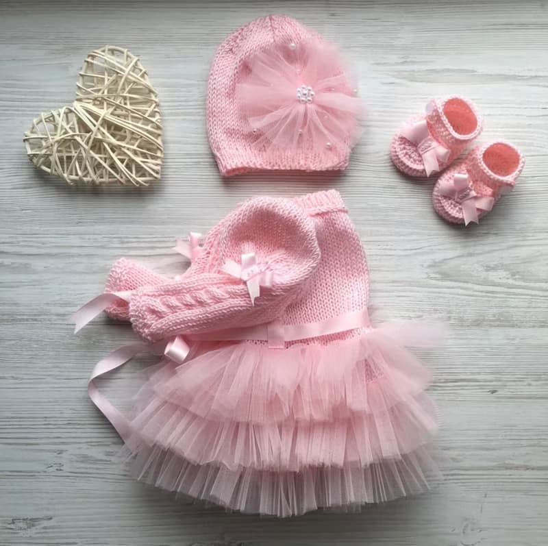 Pink clothing set for baby girl. Hand knit dress, hat, booties for baby.