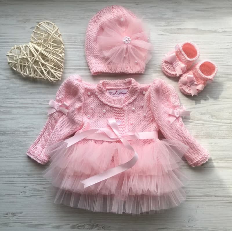 Pink clothing set for baby girl. Hand knit dress, hat, booties for baby.