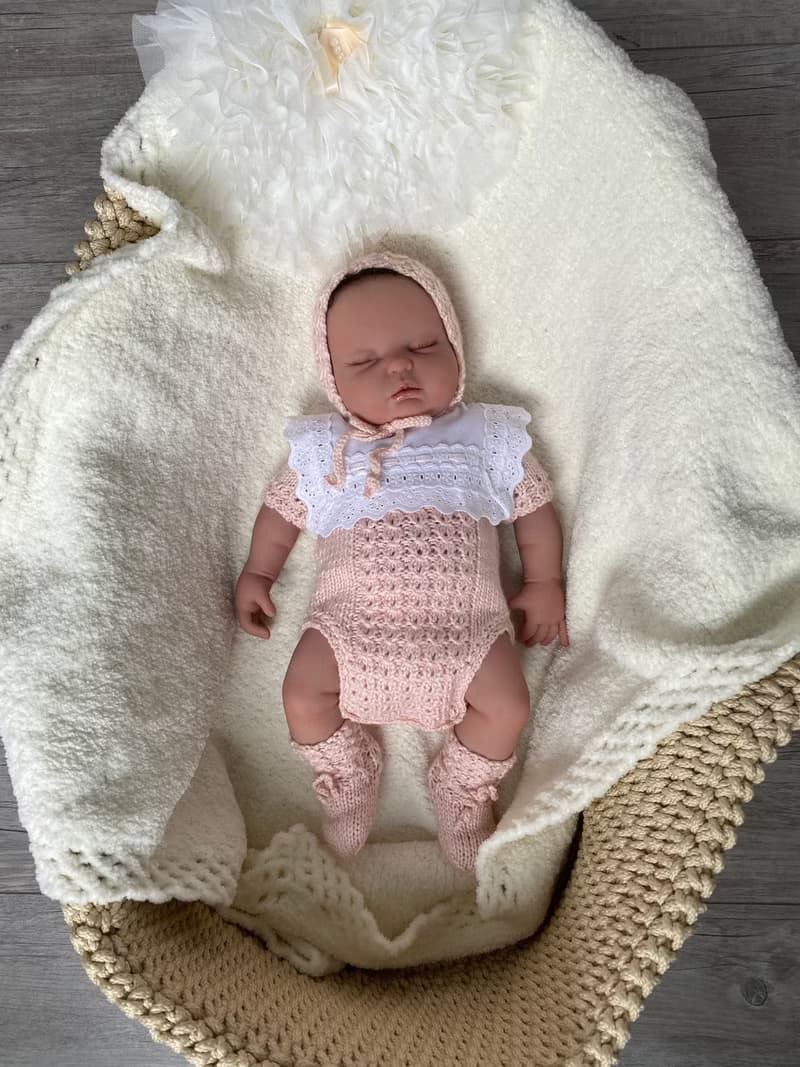 Hand knit pink outfit for baby girl: romper, hat, socks. Take home outfit.