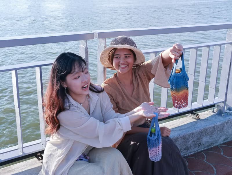 三色堇 手染編織飲料提袋/手提斜背兩用小包/職人手工染製