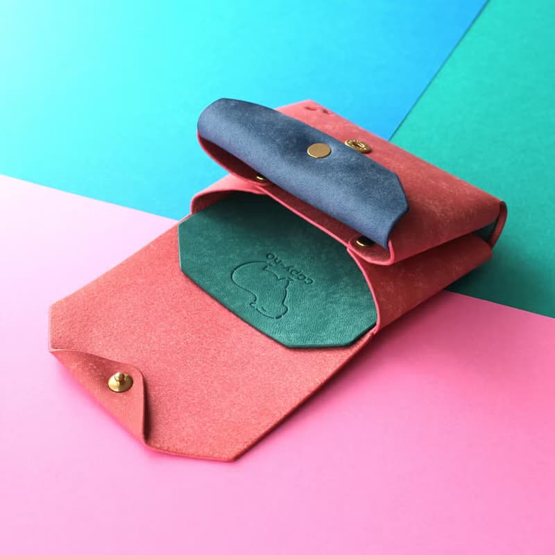カピバラデザインのコンパクト財布　ピンク×ブルー×ターコイズ  皮夾 牛皮 皮革 錢包 銀包 手作