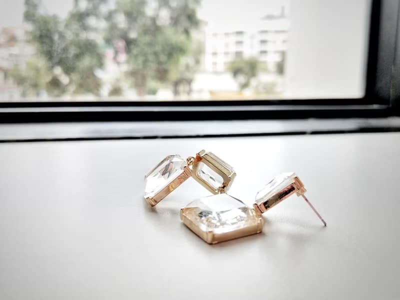 純淨白水晶 耳環 耳飾 飾品 銀 S925 金 日系 氣質 透明 寶石 透