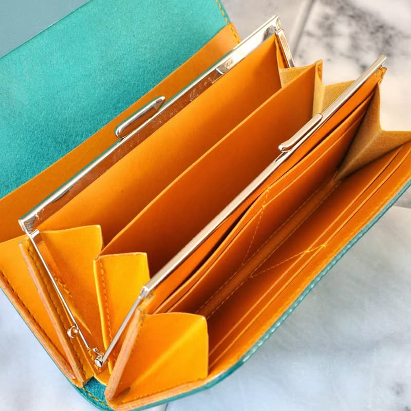 大容量で使いやすい長財布　No.3　ブッテーロ