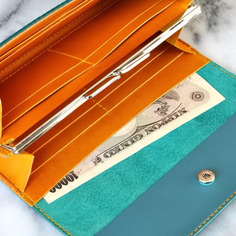 大容量で使いやすい長財布　No.3　ブッテーロ