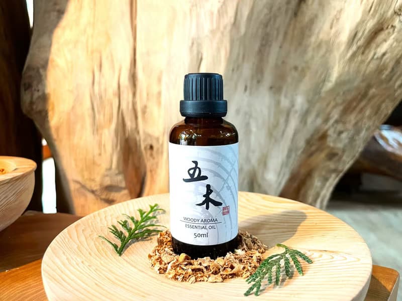 W.M. 五柳園 台灣扁柏精油 滴瓶 10ml/50ml